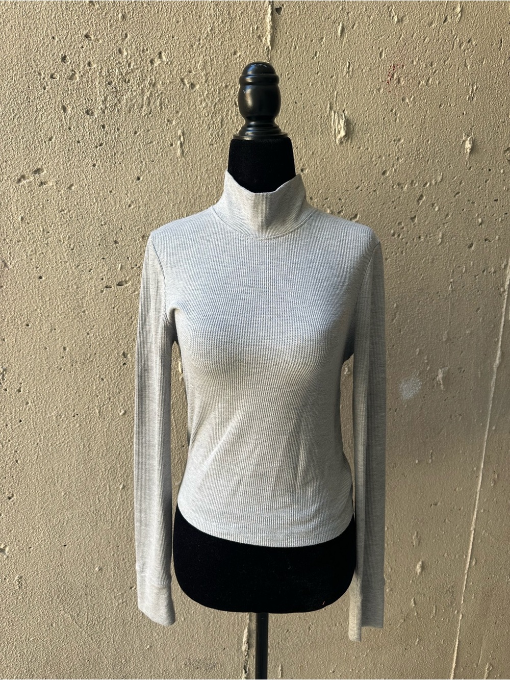 American Eagle Outfitters Ribbed Mock Neck Long-Sleeve Top - Light Gray